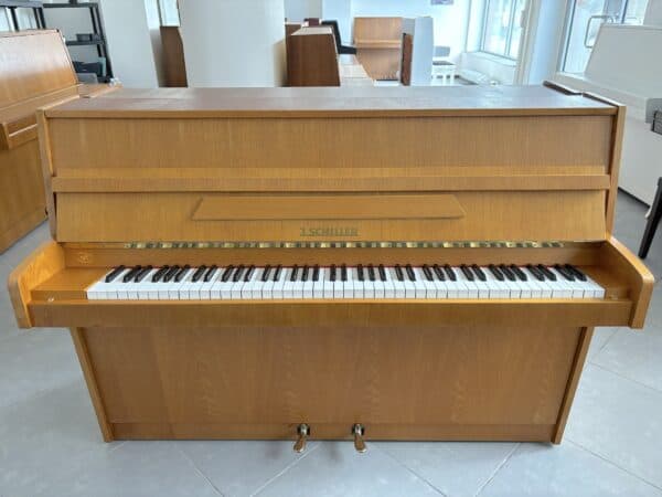 Německé piano J. Schiller, levné piano Plzeň 022PH