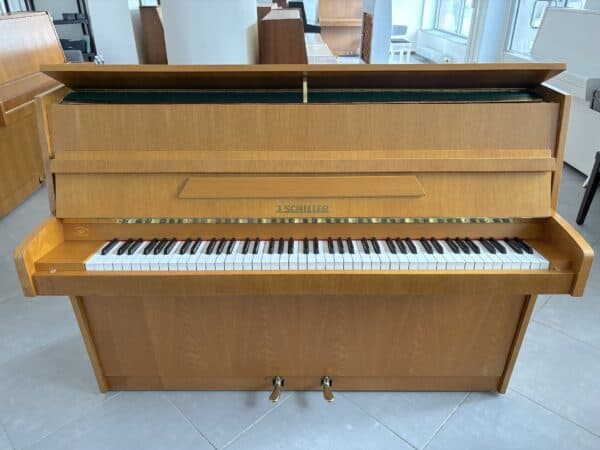 Německé piano J. Schiller, levné piano Plzeň 022PH