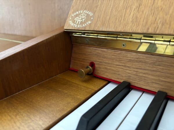 Piano Sauter s moderátorem, německé piano, bazar pian Plzeň 012PH