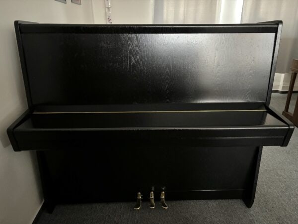 Piano Petrof Opera, černé české piano bazar 004PC