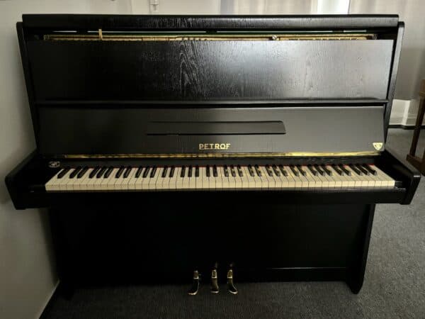 Piano Petrof Opera, černé české piano bazar 004PC