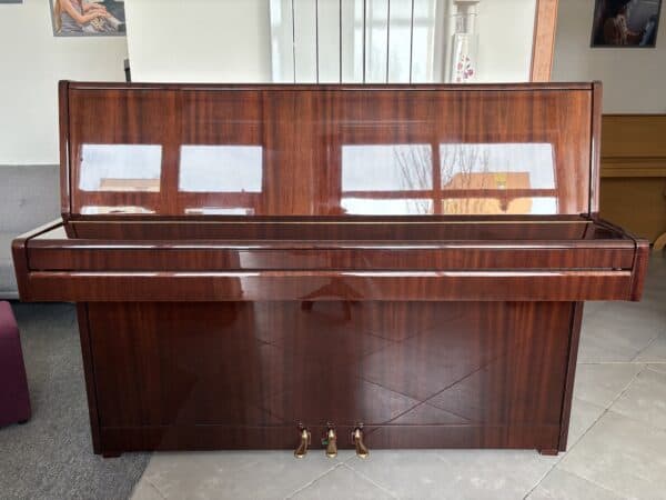 Piano Rösler/Petrof, lesklé piano 011PH