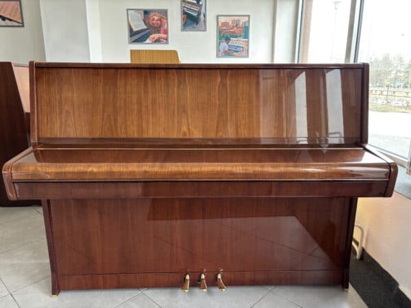 Lesklé piano Rösler 028PH