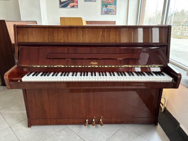 Lesklé piano Rösler 028PH