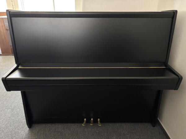 Piano Petrof 125 Opera, černé piano Petrof, prodej pian Plzeň 005PC