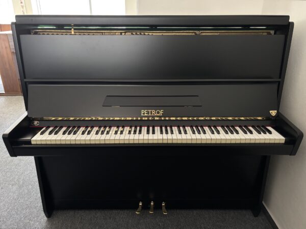 Piano Petrof 125 Opera, černé piano Petrof, prodej pian Plzeň 005PC