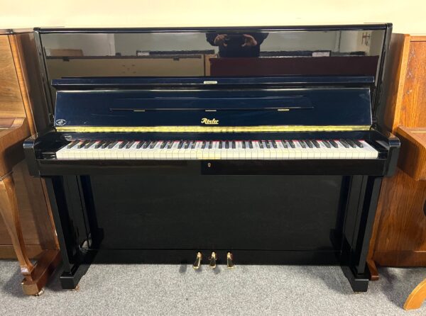 Rösler (Petrof), černé lesklé piano, prodej piana klavírů 106PC