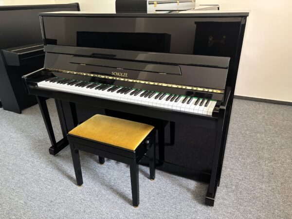 Černé piano Scholze, české piano, vysoký lesk 010PC