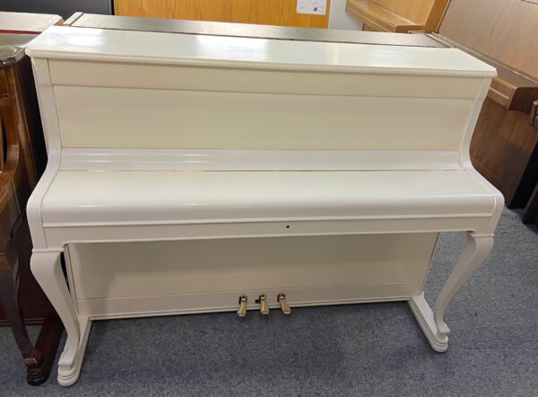 Smetanové piano Weinbach, klavír v krémové barvě, bílé piano bazar 104PB