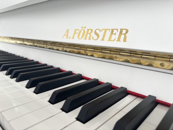 Bílé piano A. Förster, prodej pian Plzeň 001PB