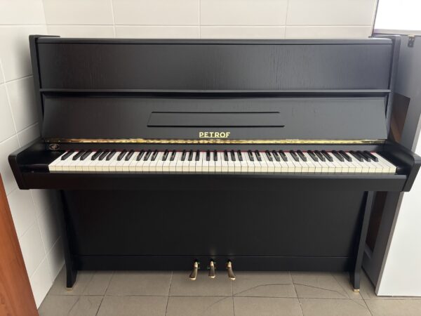 Petrof K114 klasik černé piano 007PC