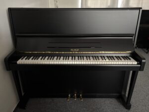 Piano Petrof Koncertino 002PC