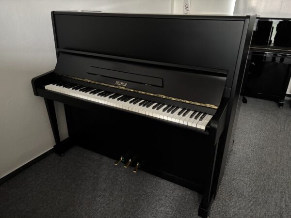Piano Petrof Koncertino 002PC