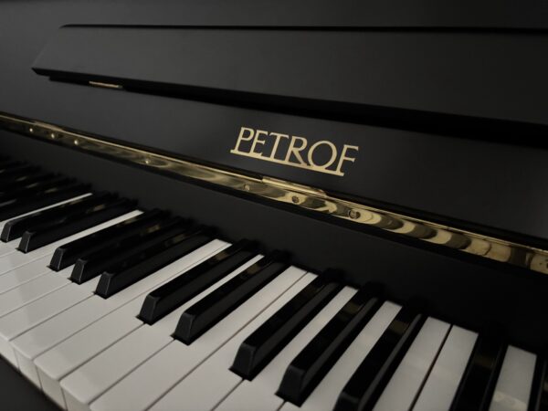 Piano Petrof Koncertino 002PC
