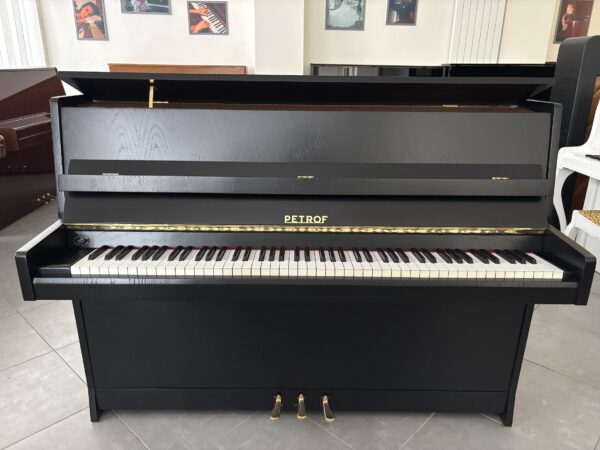 Černé piano Petrof, prodej klavírů plzeň 008PC