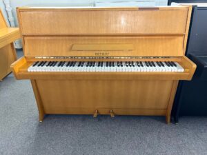 Piano Petrof bazar 118PH