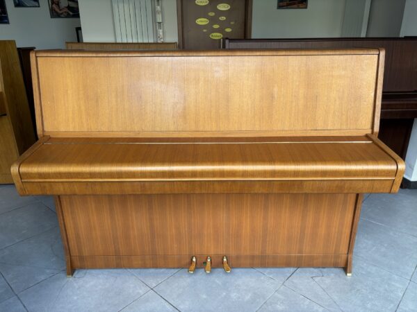 Levné piano Rösler Plzeň 017PH